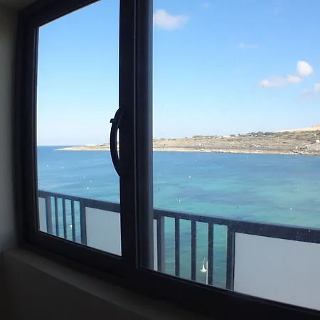 Hotel Eri 072 2*